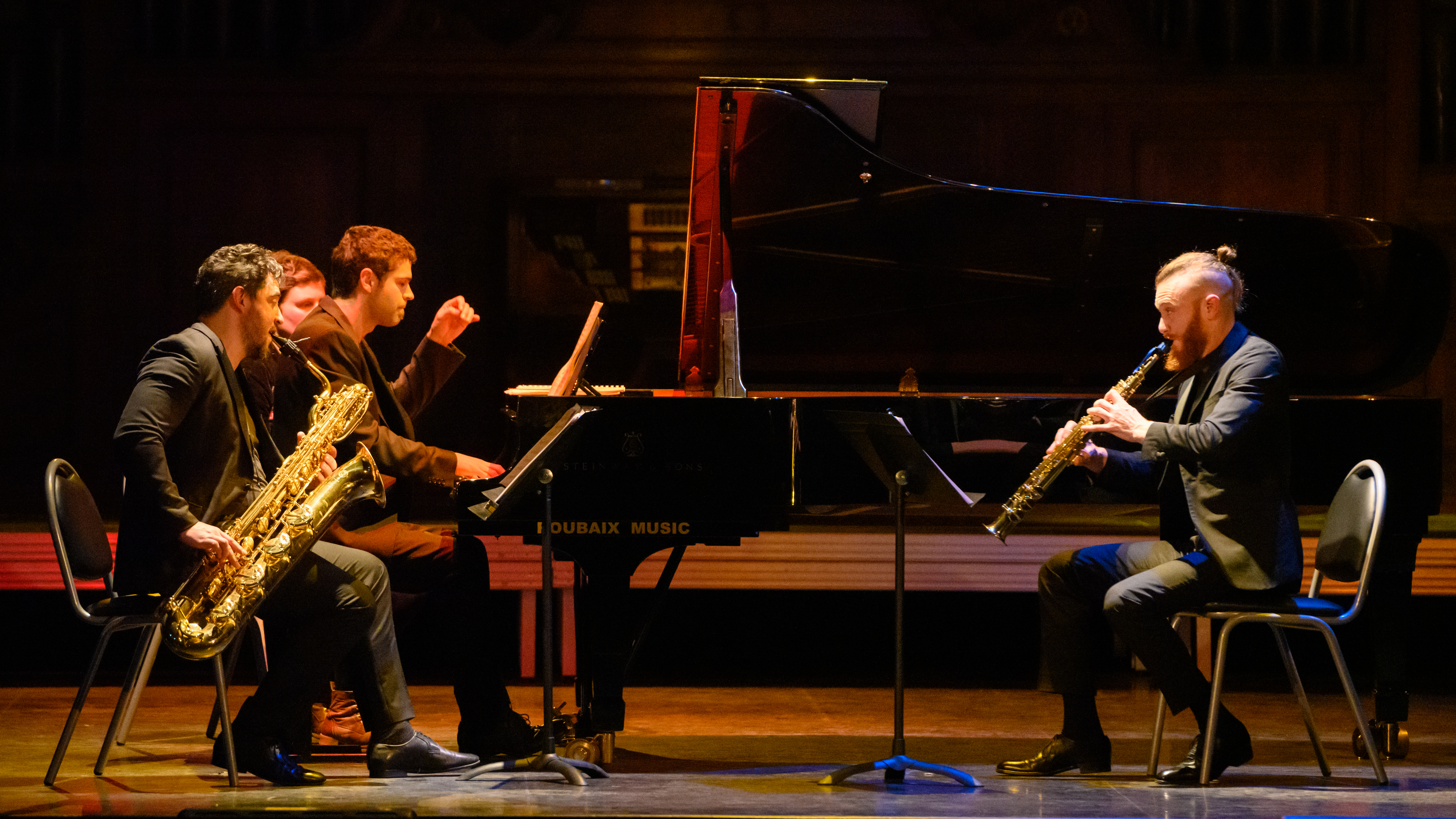Trio Rogue en concert à Roubaix en 2023 pour les Concerts de Poche. Musique de chambre, piano et saxophones. Ernest Chausson, Astor Piazzolla, Dmitri Shostakovitch